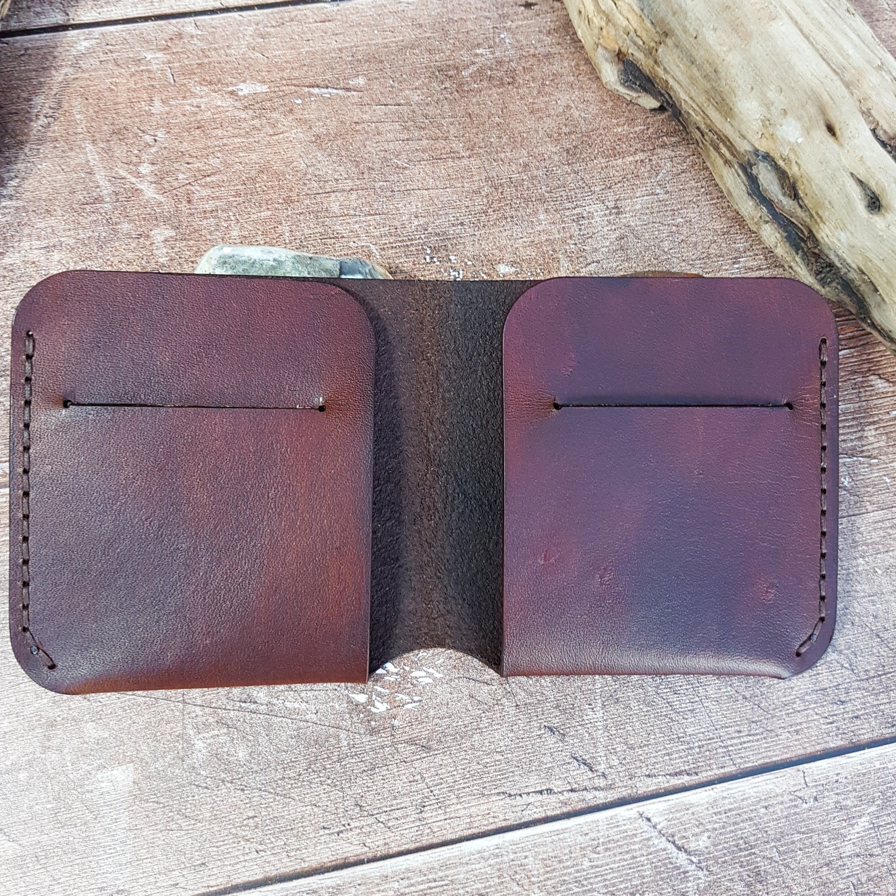 Leather Bi-fold Wallet, Simple Leather Wallet For Cards & Cash, Unisex Leather Wallet, Minimalist Leather Cash Wallet, Multi Currency Wallet
