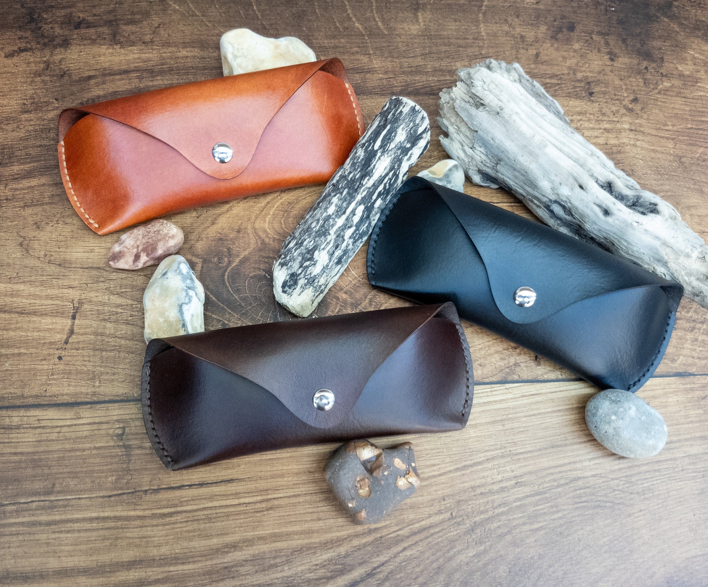 Personalised Leather Glasses Case-Protective specs Case-Handcrafted Glasses Case-Sunglasses Case-Magnetic Button