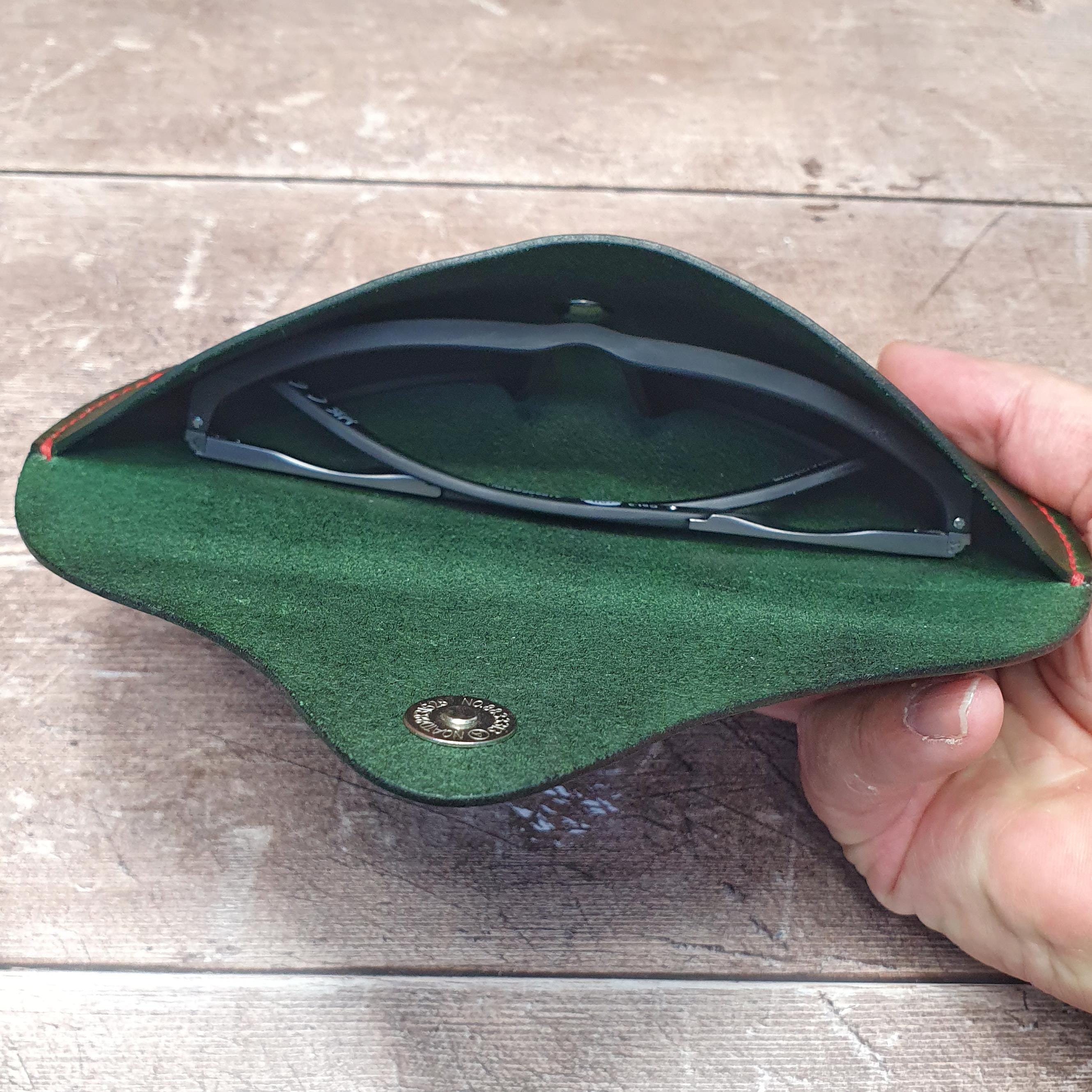 Personalised Leather Glasses Case-Protective specs Case-Handcrafted Glasses Case-Sunglasses Case-Magnetic Button