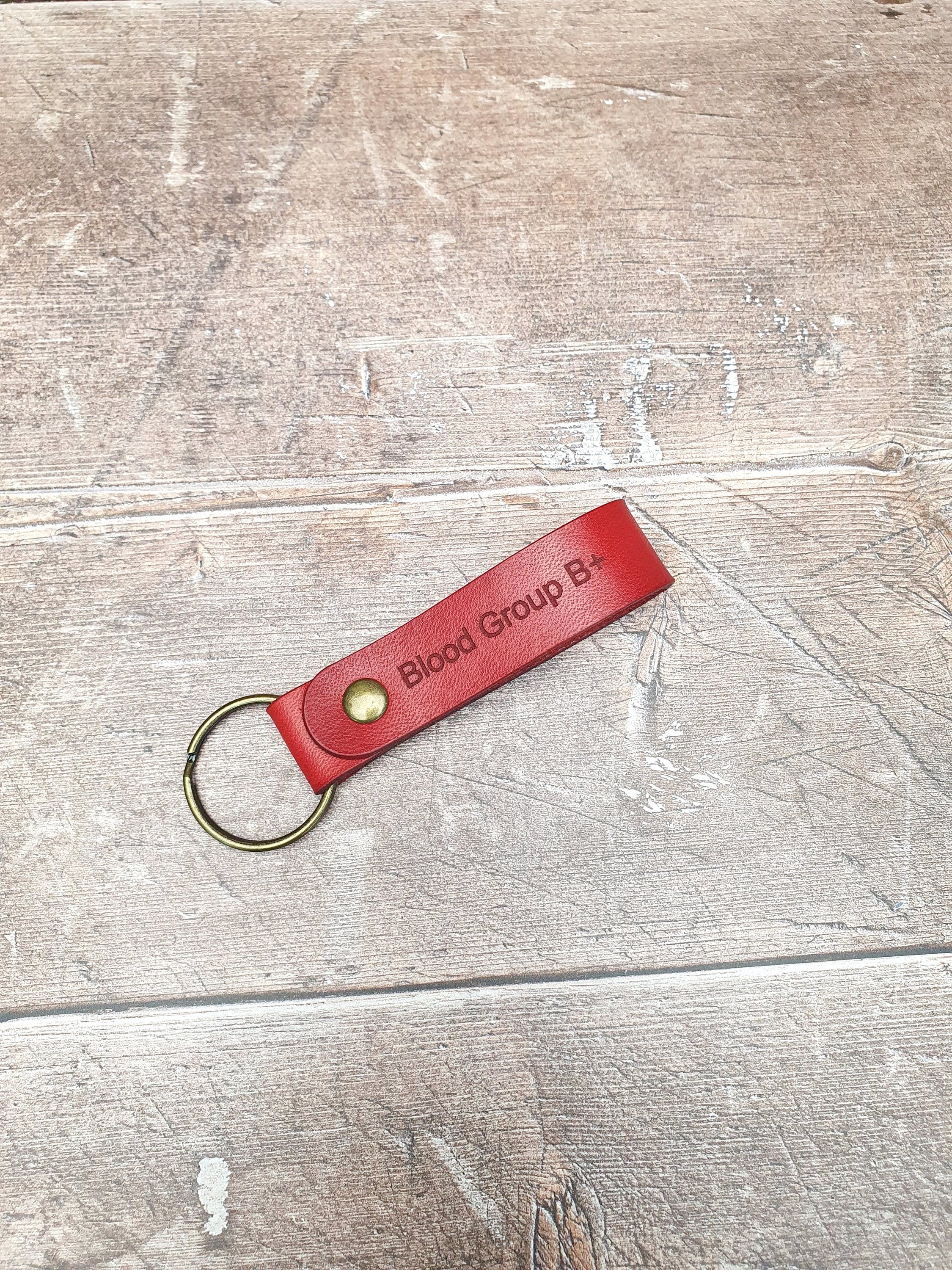 Blood Group Engraved Leather Keychain, Emergency Blood Type Reminder Keyring, Practical Blood Type Identifier Keyring